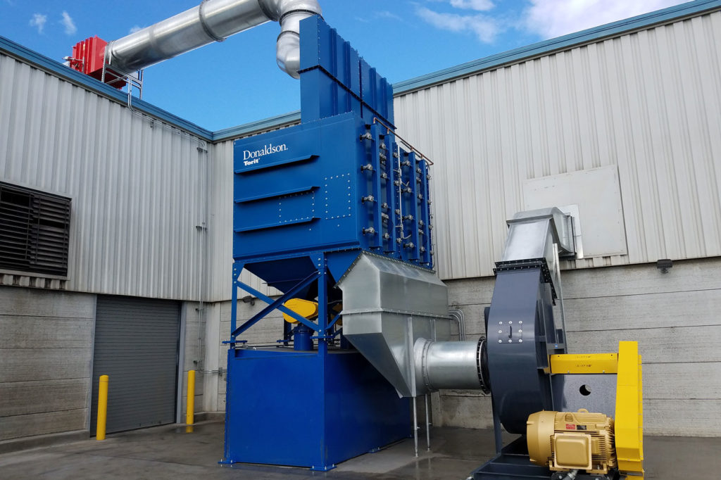 Dust collection system with rotary valve